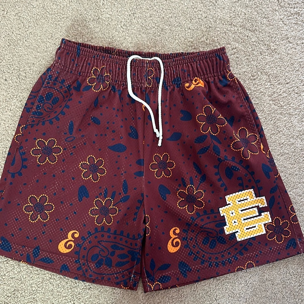 Eric Emanuel Short - size small.